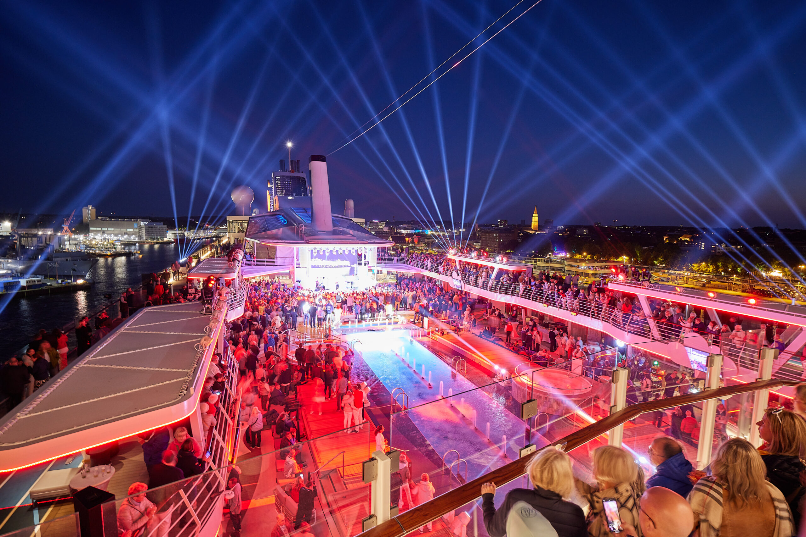 Lichtdesign Taufe der Mein Schiff 7
